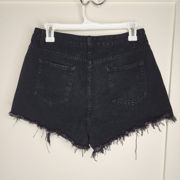 SHEIN High Waist Ripped Raw Trim Denim Shorts - Picture 6 of 11